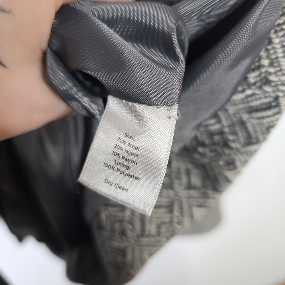 Talbots Womens Gray Wool Blend Herringbone Blazer Jacket Size 16 Three Button - Picture 6 of 6